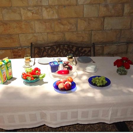 1 Or 2 Rooms With Breakfast And Parking Jerusalem Exterior foto